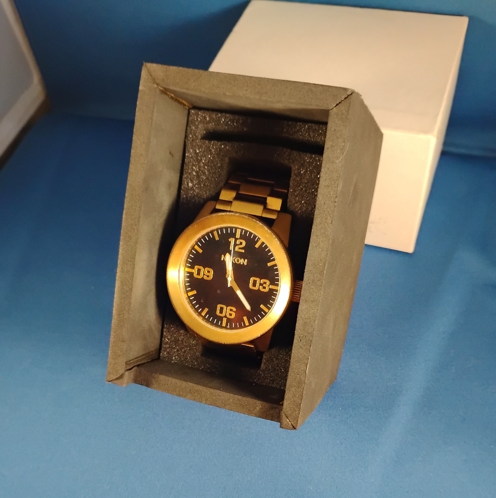 Nixon Watch Corporal